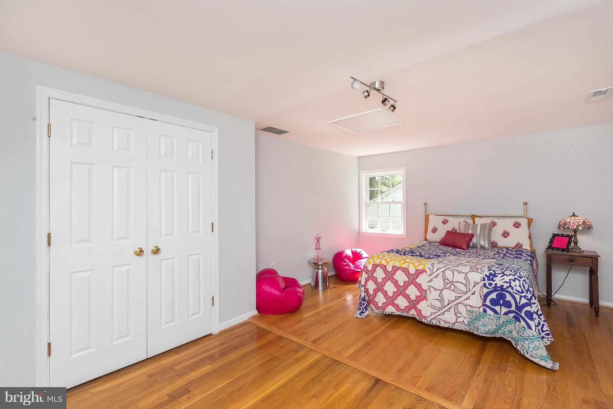 223 Sandee Road Lutherville-Timonium, MD 21093 - Photo 23 of 30 2nd Bedroom w/ double closets