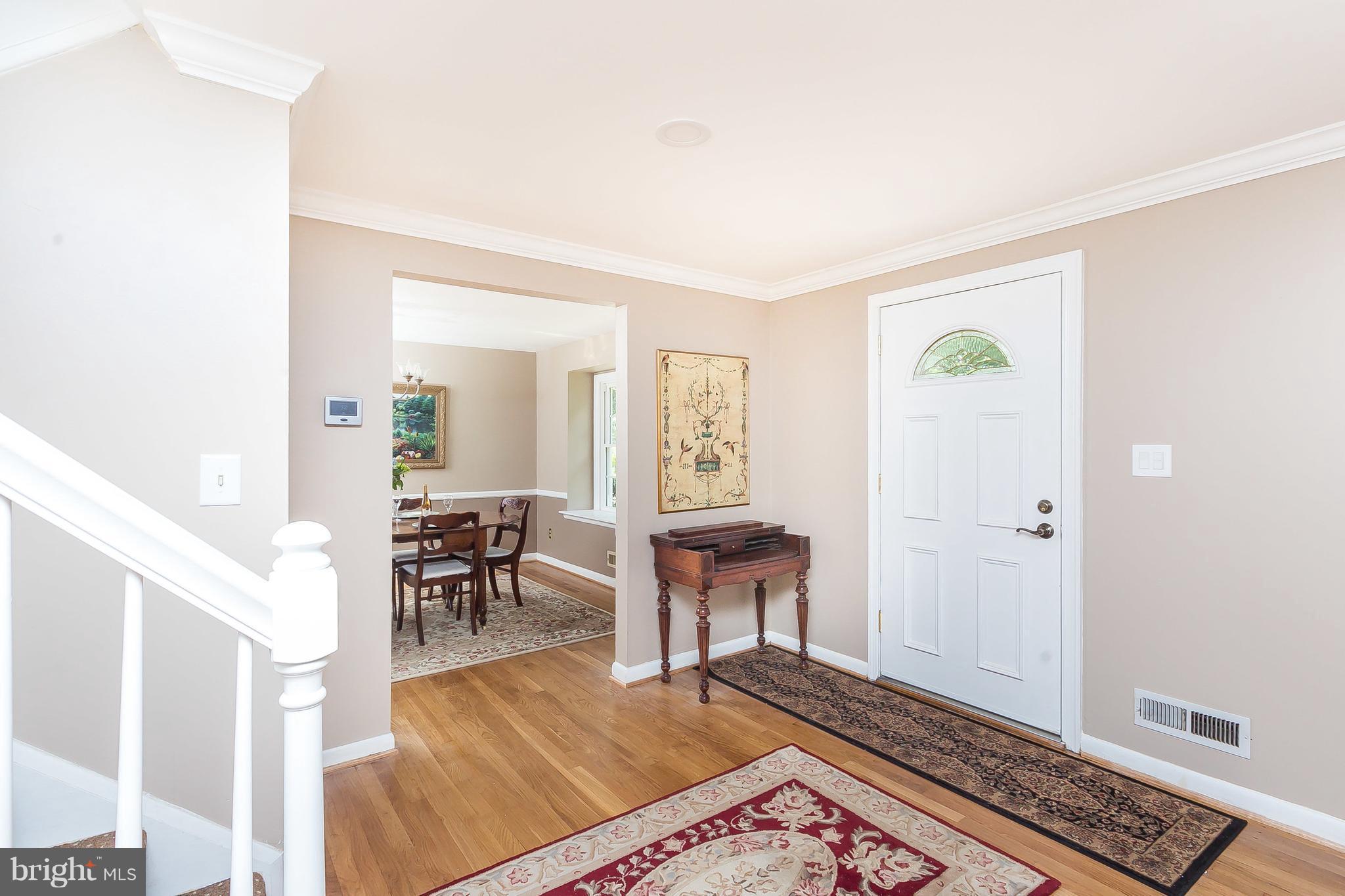 223 Sandee Road Lutherville-Timonium, MD 21093 - Photo 4 of 30 Living Room