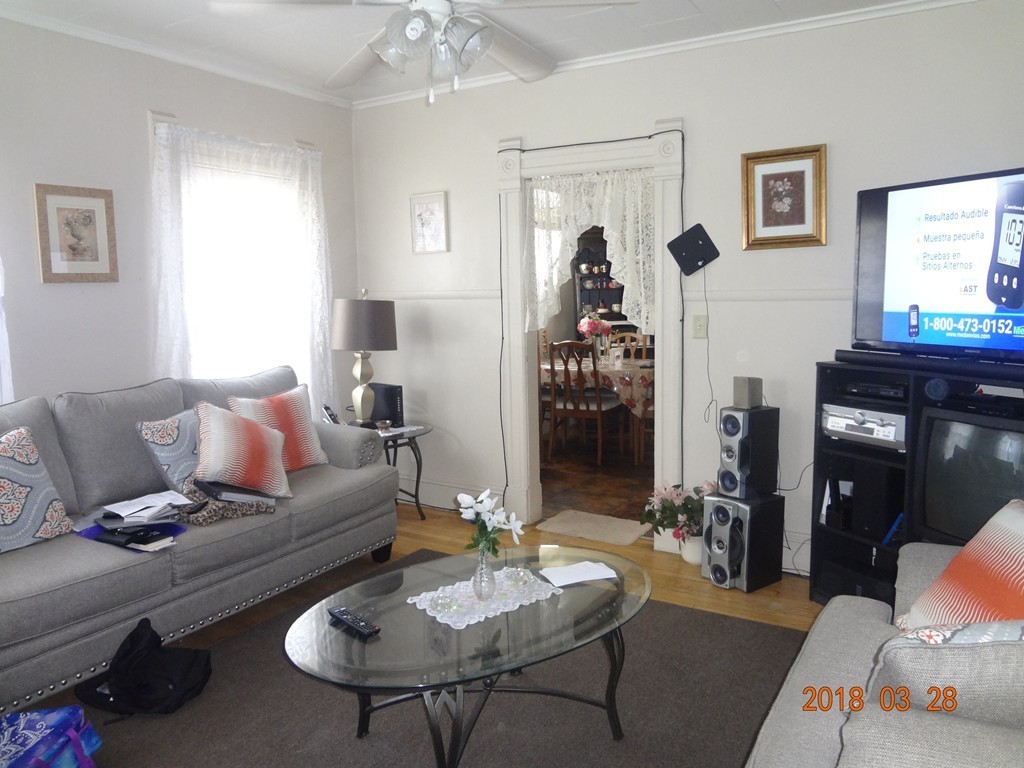 40 Ashley Street Springfield, MA 01105 - Photo 3 of 23 Gallery Image 3