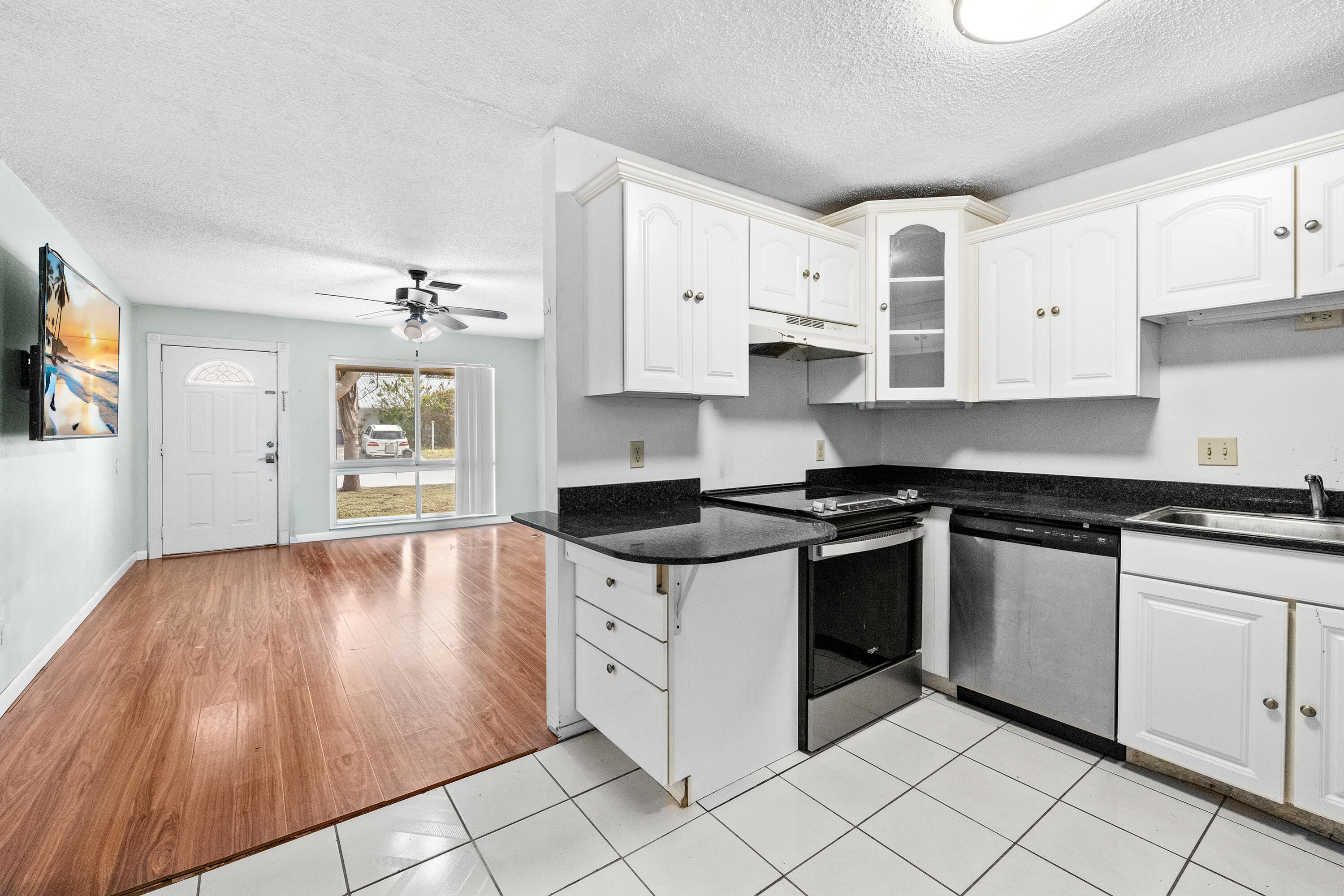 4468 Southeast Roaring Brook Way Stuart, FL 34997 - Photo 7 of 24 4468 Rd-2397