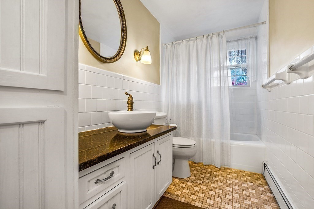 415 First Parish Road Scituate, MA 02066 - Photo 15 of 38 Gallery Image 15