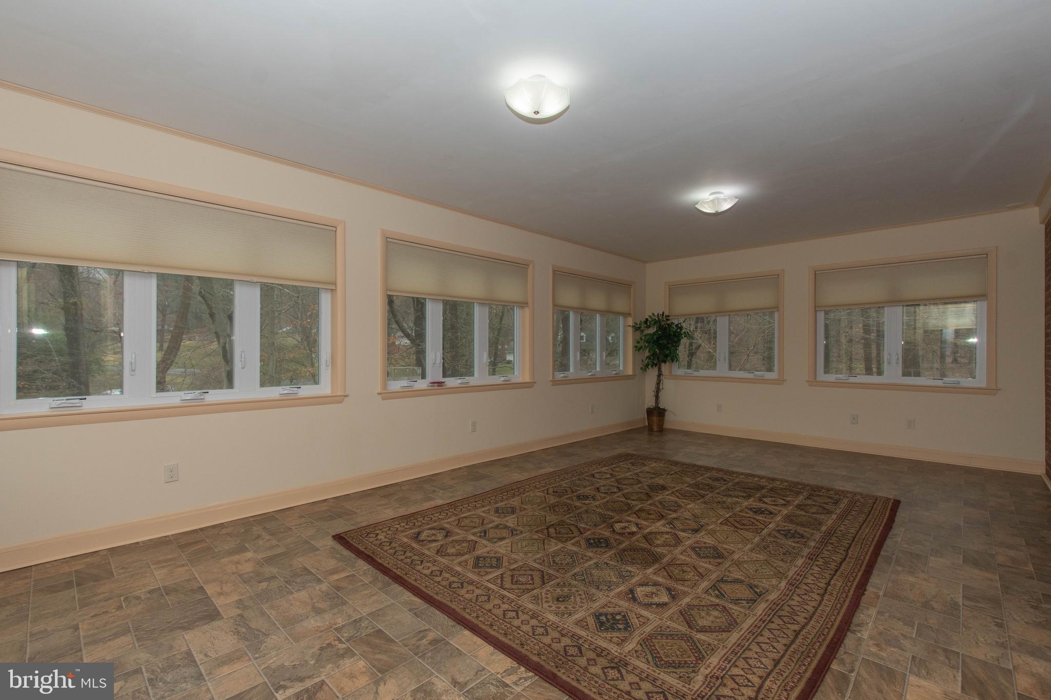 804 Stone Barn Road Towson, MD 21286 - Photo 13 of 40 Bright and airy family room off of kitchen