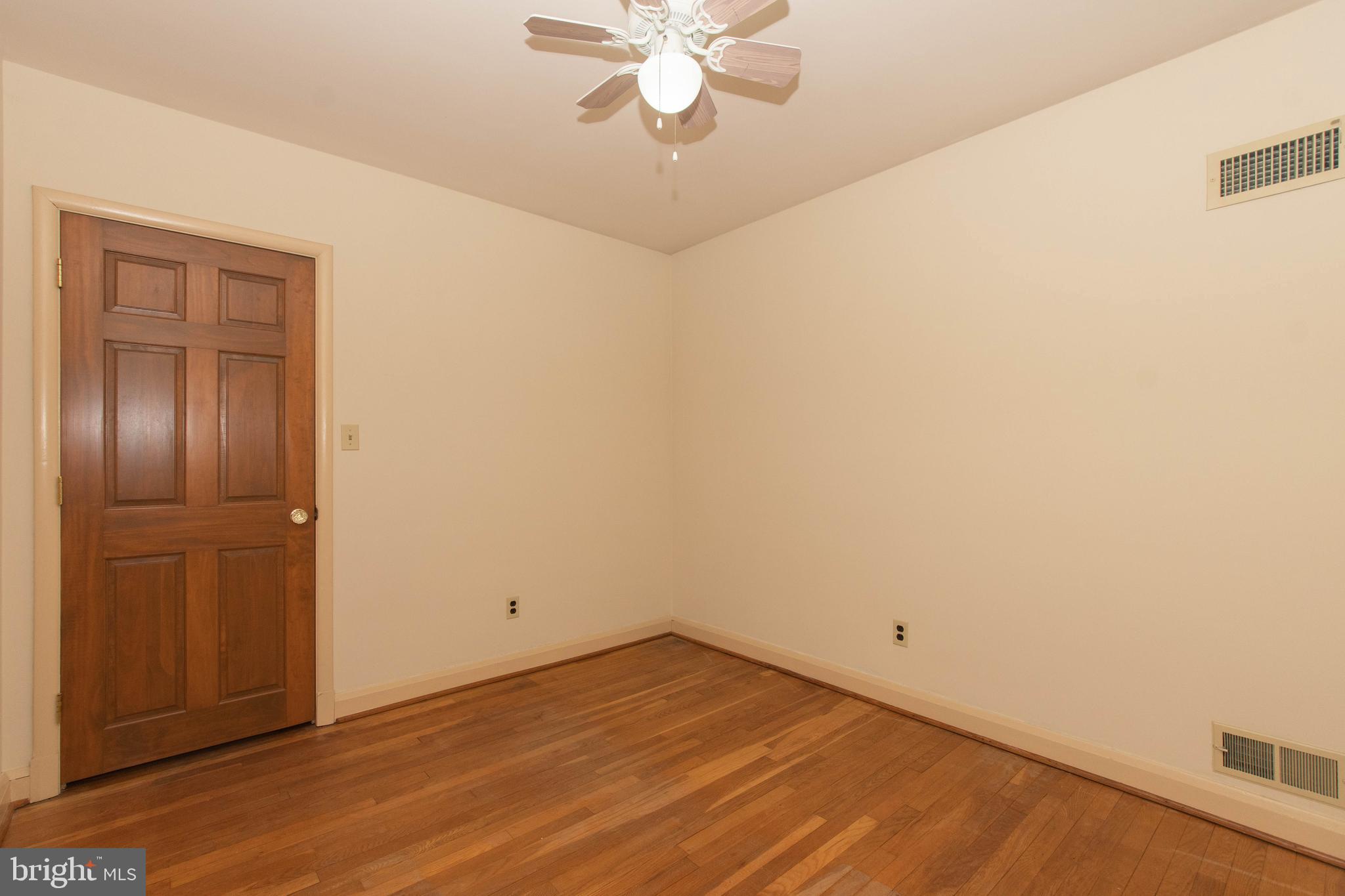 804 Stone Barn Road Towson, MD 21286 - Photo 28 of 40 Solid hardwood doors for sound sleep