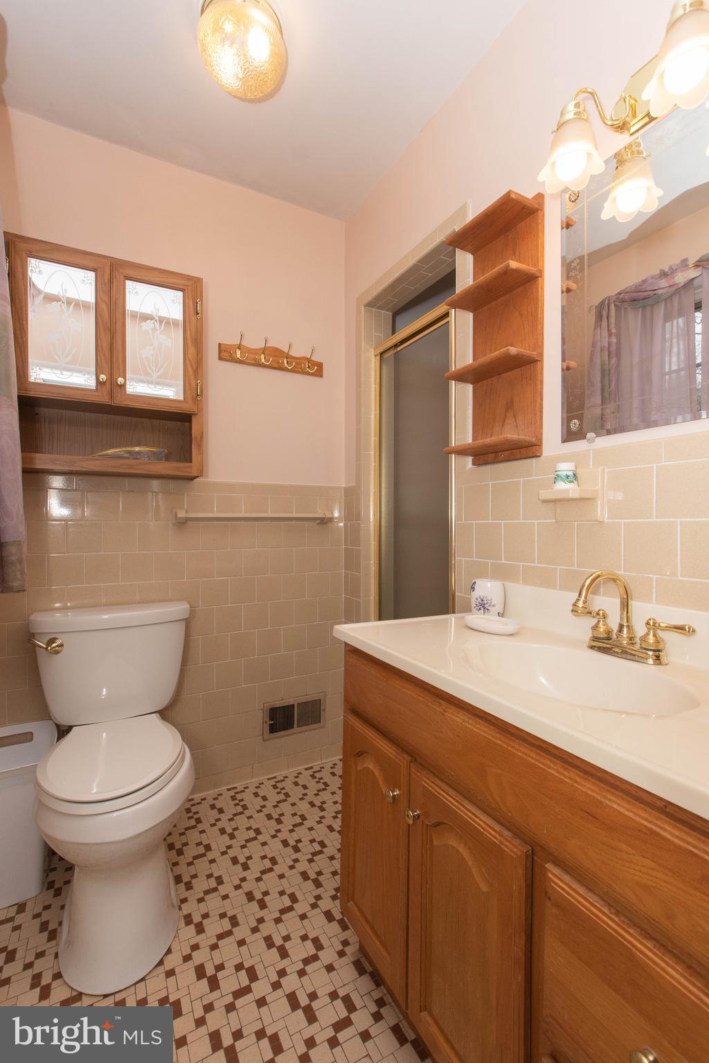 804 Stone Barn Road Towson, MD 21286 - Photo 33 of 40 3 rd bath lower level