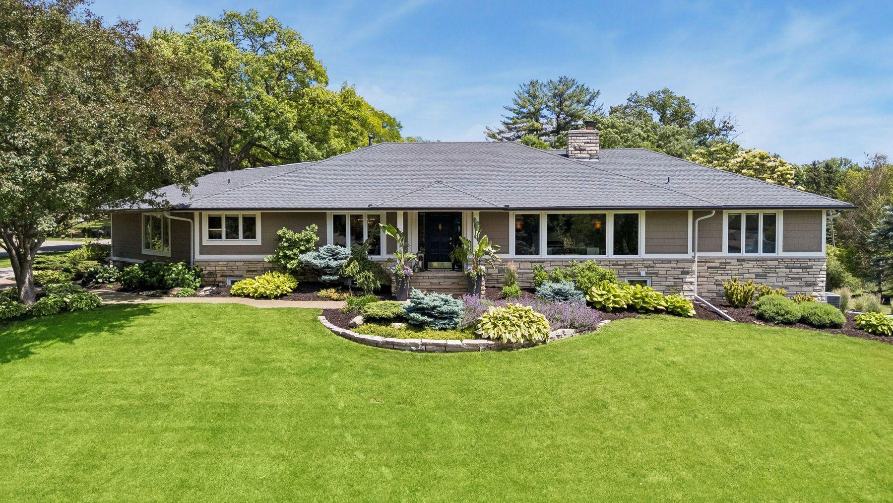 6641 Parkwood Road Edina, MN 55436 - Photo 1 of 86