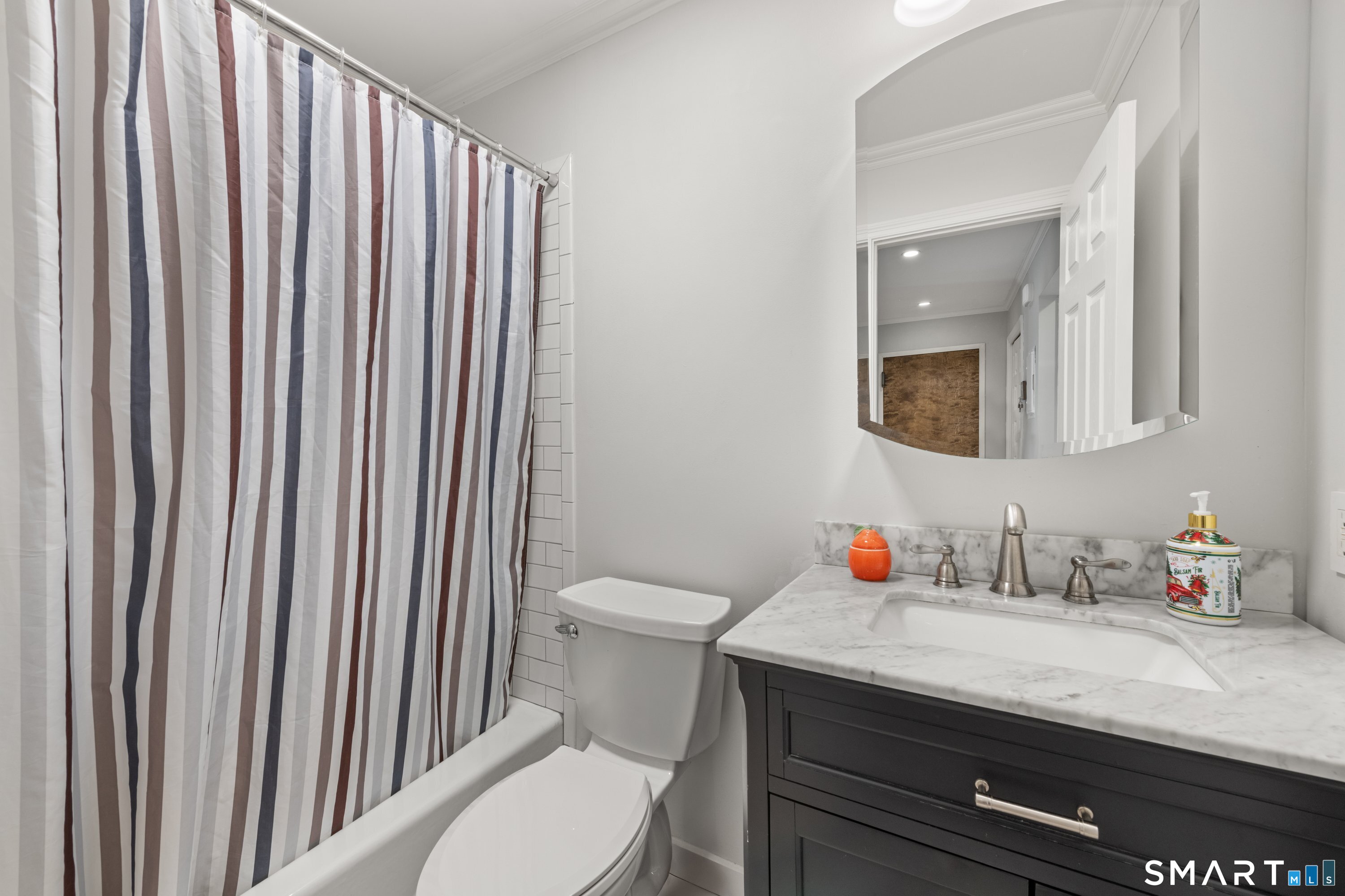 187 Flax Hill Road, Unit D11 Norwalk, CT 06854 - Photo 22 of 30