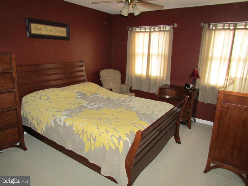 101 Laurie Lane Lititz, PA 17543 - Photo 13 of 17 Gallery Image 13