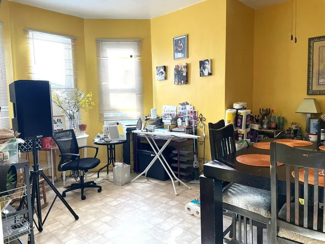 $265,000 | 347 Pine Street, Joliet, IL 60435