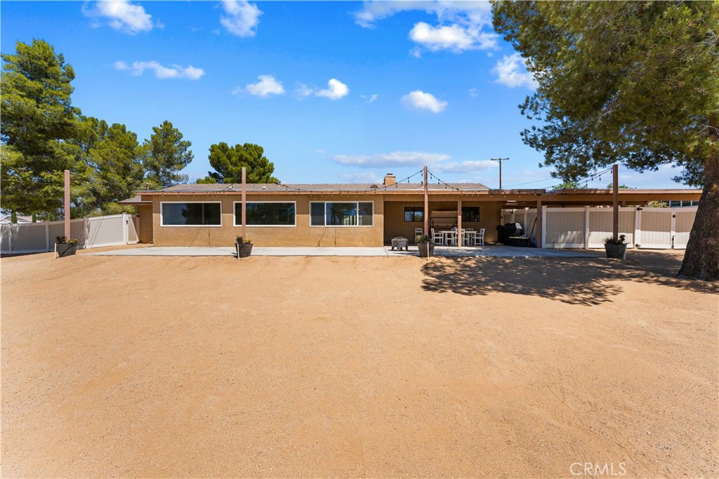 16311 Nosoni Road Apple Valley, CA 92307 - Photo 39 of 44