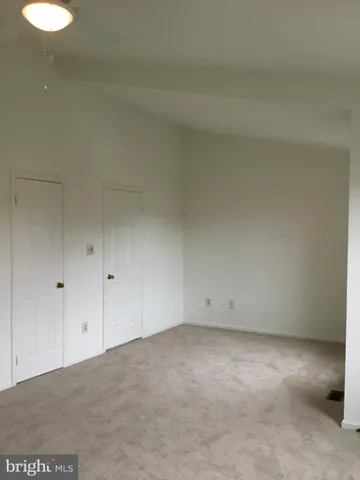 $3,300 | 12323 Fox Lake Court, Fairfax, VA 22033