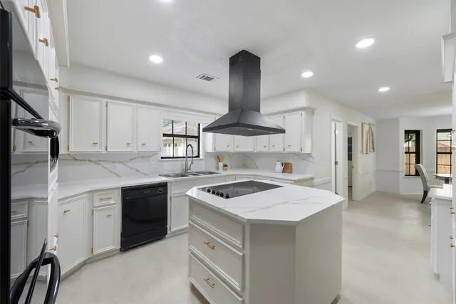 $473,900 | 6711 Walton Heath Drive, Houston, TX 77069