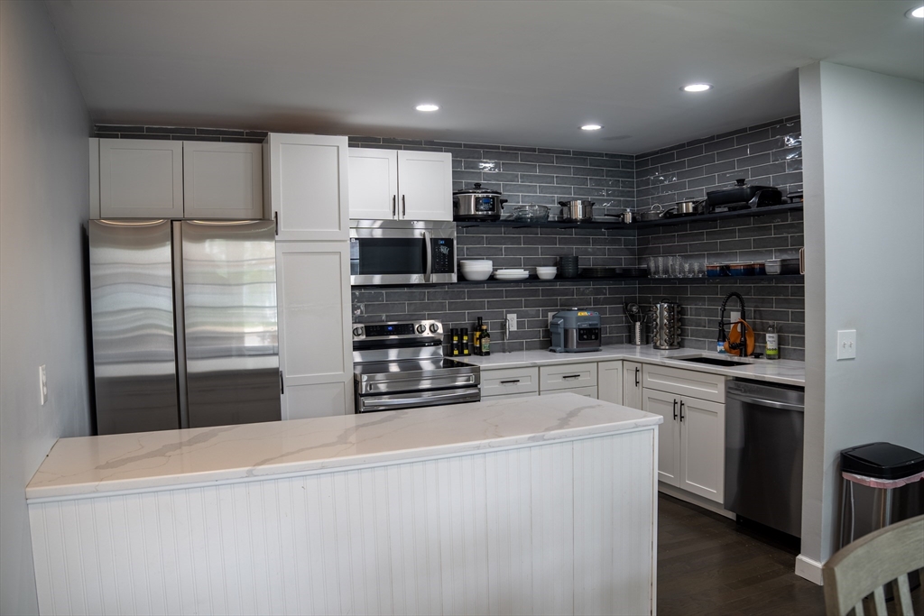 104 Johnson Road, Unit 1105 Chicopee, MA 01022 - Photo 7 of 21