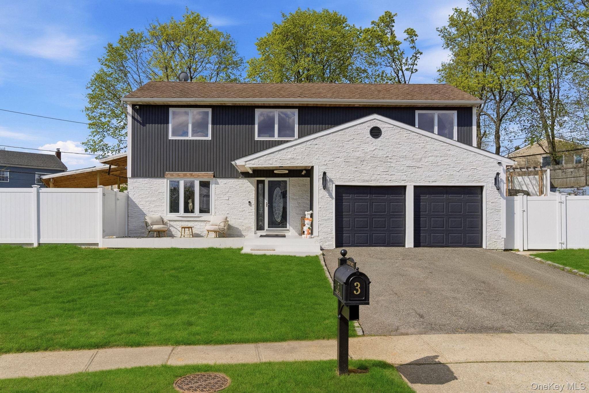 3 Rustic Court Plainview, NY 11803 - Photo 41 of 41