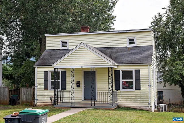 $310,000 | 824 Blenheim Avenue, Charlottesville, VA 22902