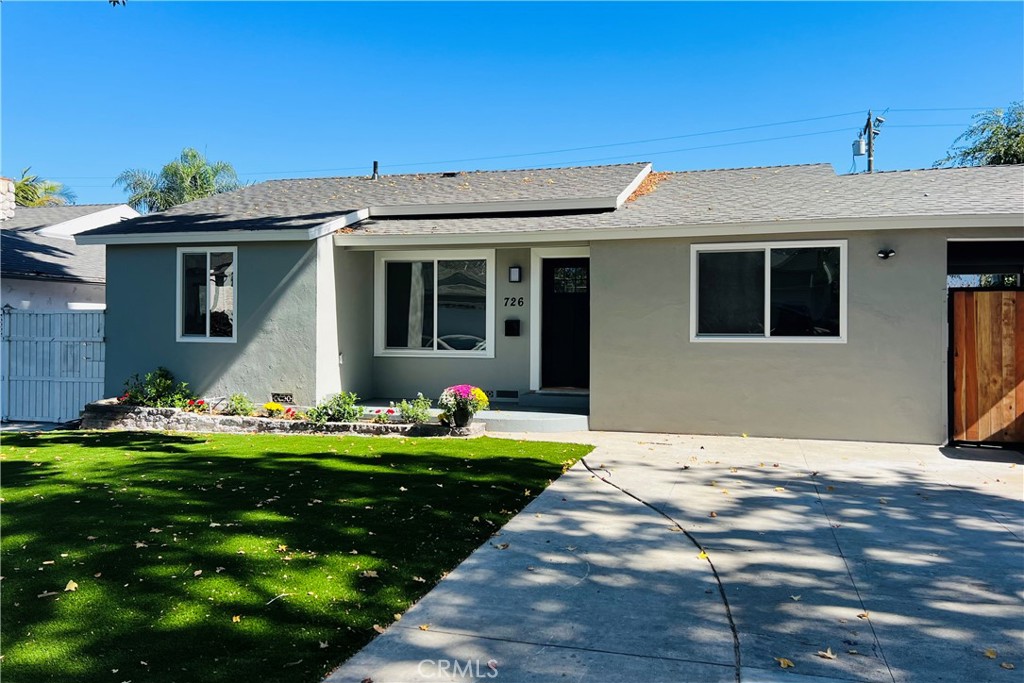 726 Lomita Street, El Segundo, CA 90245 Compass
