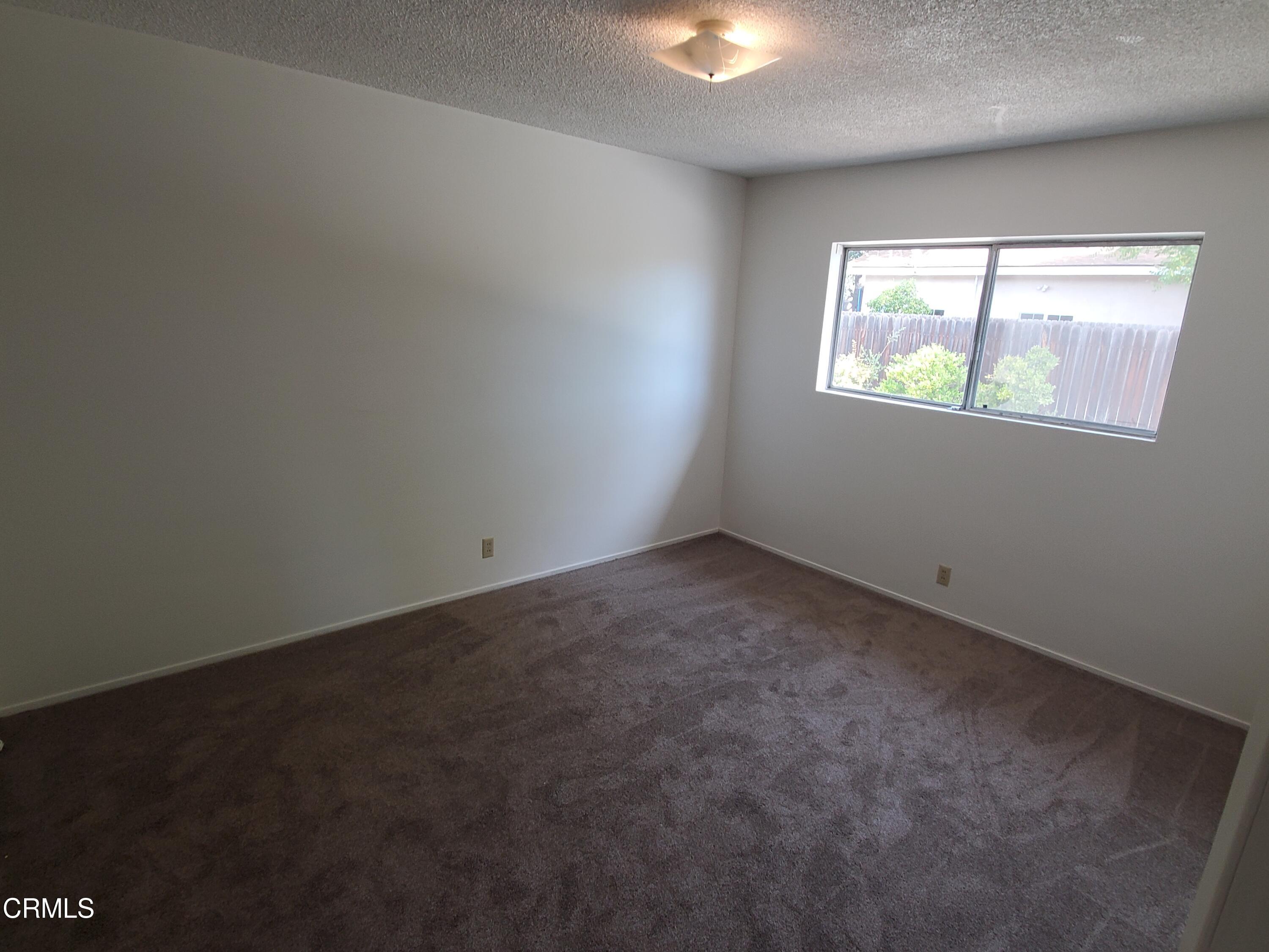 209 Sunset Avenue Oak View, CA 93022 - Photo 11 of 12 20211024_131302