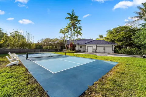 $3,200,000 | 15001 Southwest 256th Street, Homestead, FL 33032