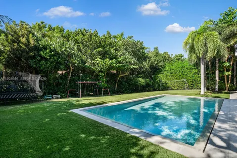 $11,500,000 | 111 Reef Lane, Key Biscayne, FL 33149