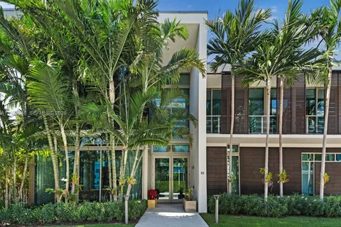 $11,500,000 | 111 Reef Lane, Key Biscayne, FL 33149