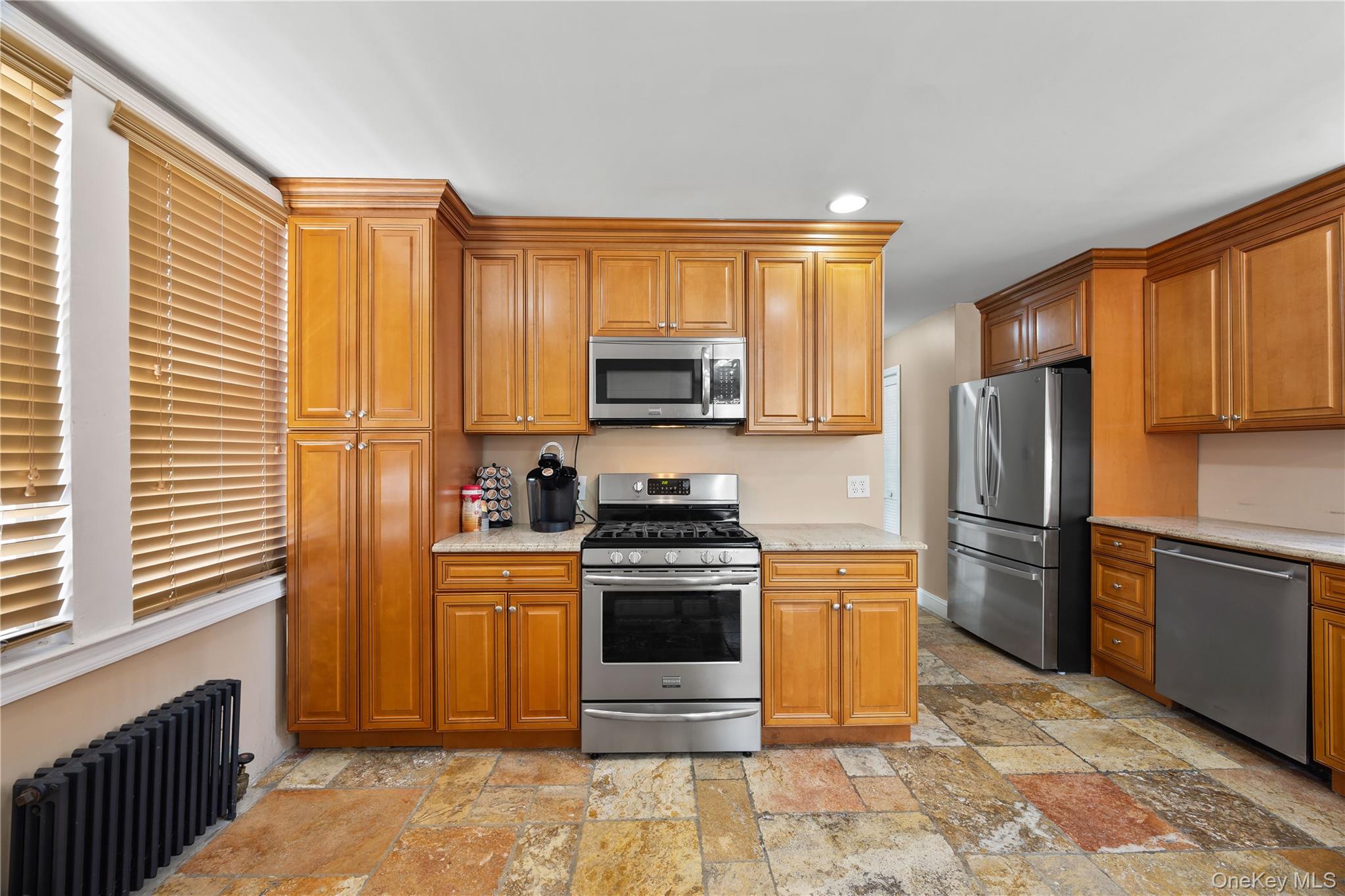 2328 Williamsbridge Road Bronx, NY 10469 - Photo 17 of 50