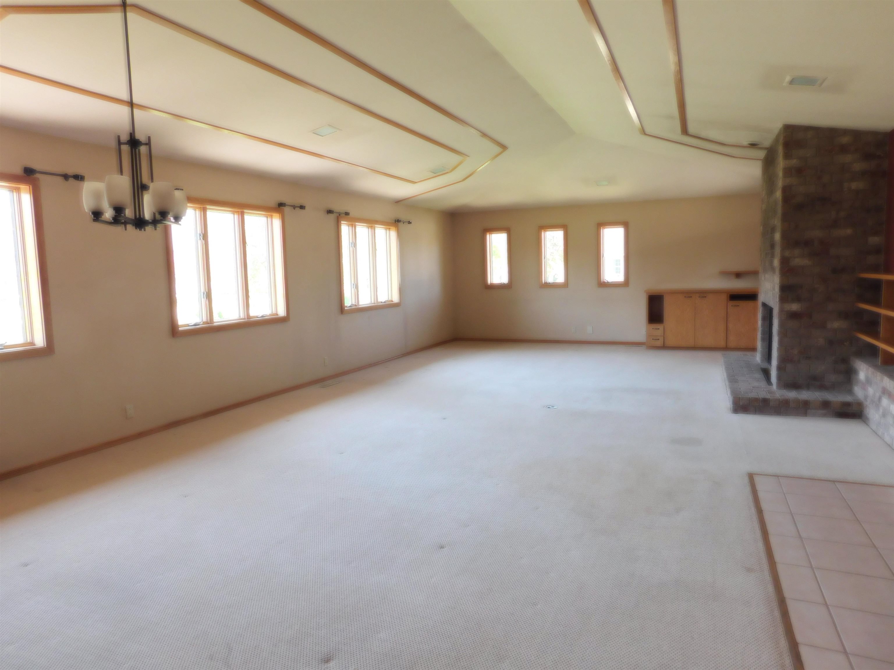555 North Washington Street Spring Green, WI 53588 - Photo 25 of 52