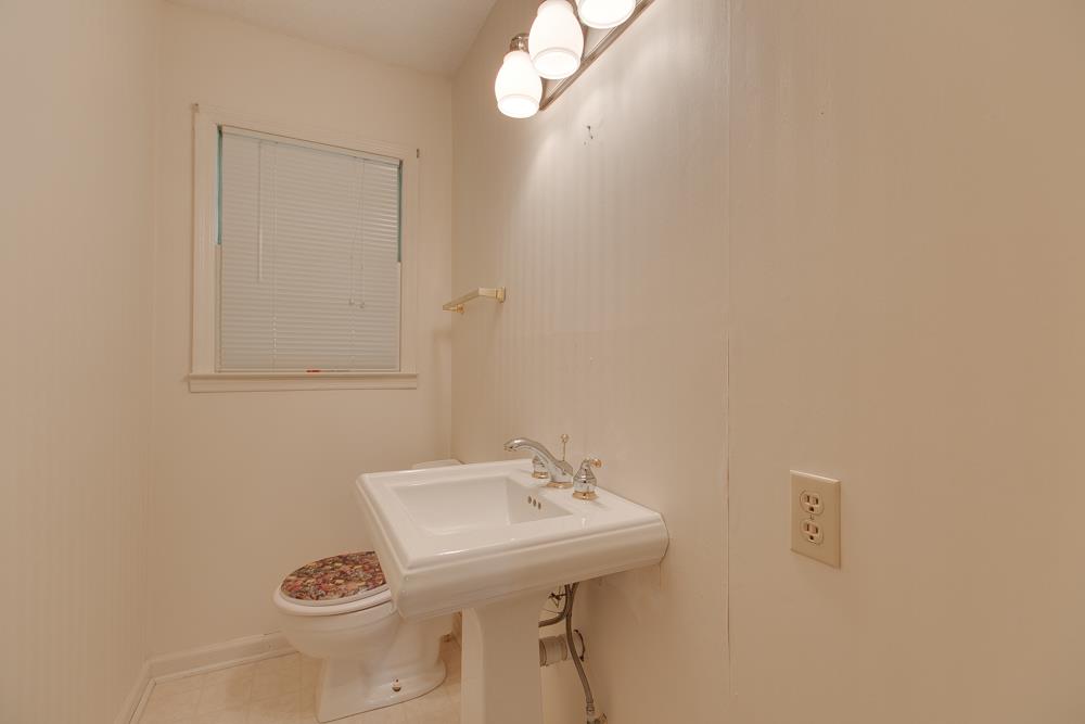 1021 Alford Road Murfreesboro, TN 37129 - Photo 7 of 29 Gallery Image 7