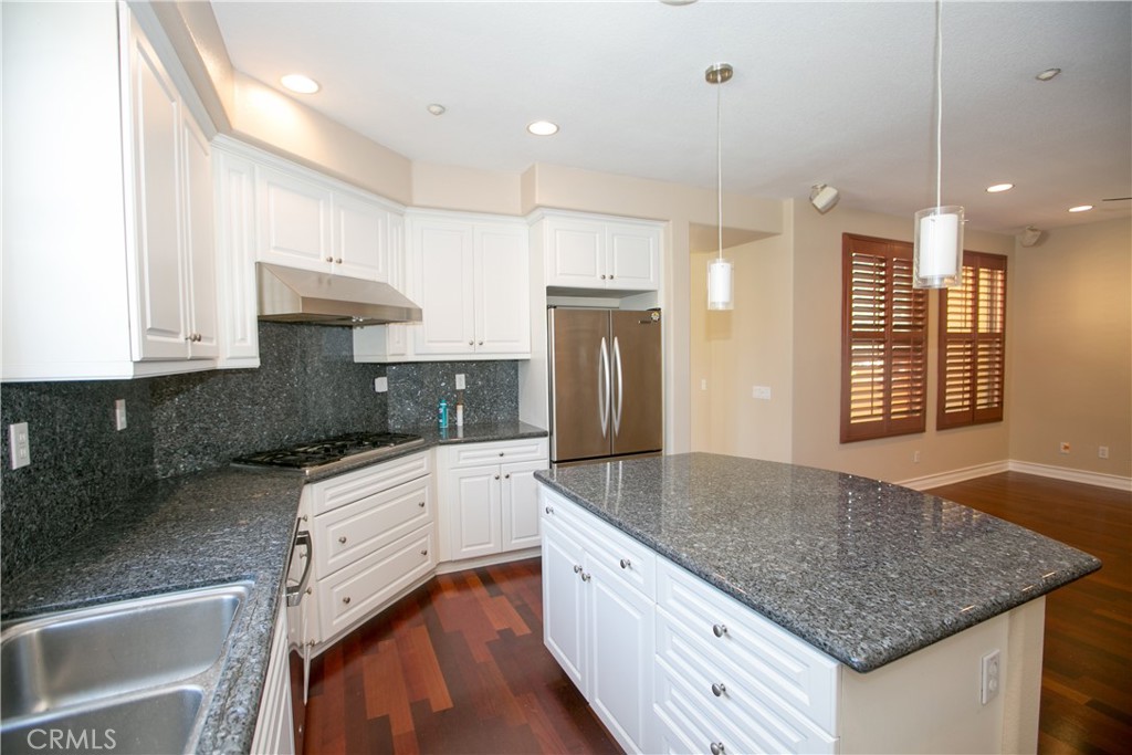 129 Chantilly Irvine, CA 92620 - Photo 14 of 44 Gallery Image 14