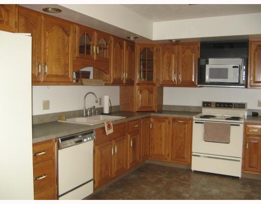 468 Stickle Road New Castle, PA 16101 - Photo 3 of 7 Kitchen.