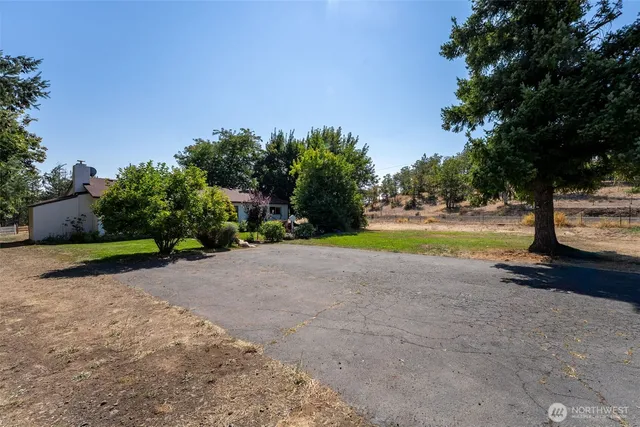 $389,999 | 2147 Glenwood Highway, Goldendale, WA 98620