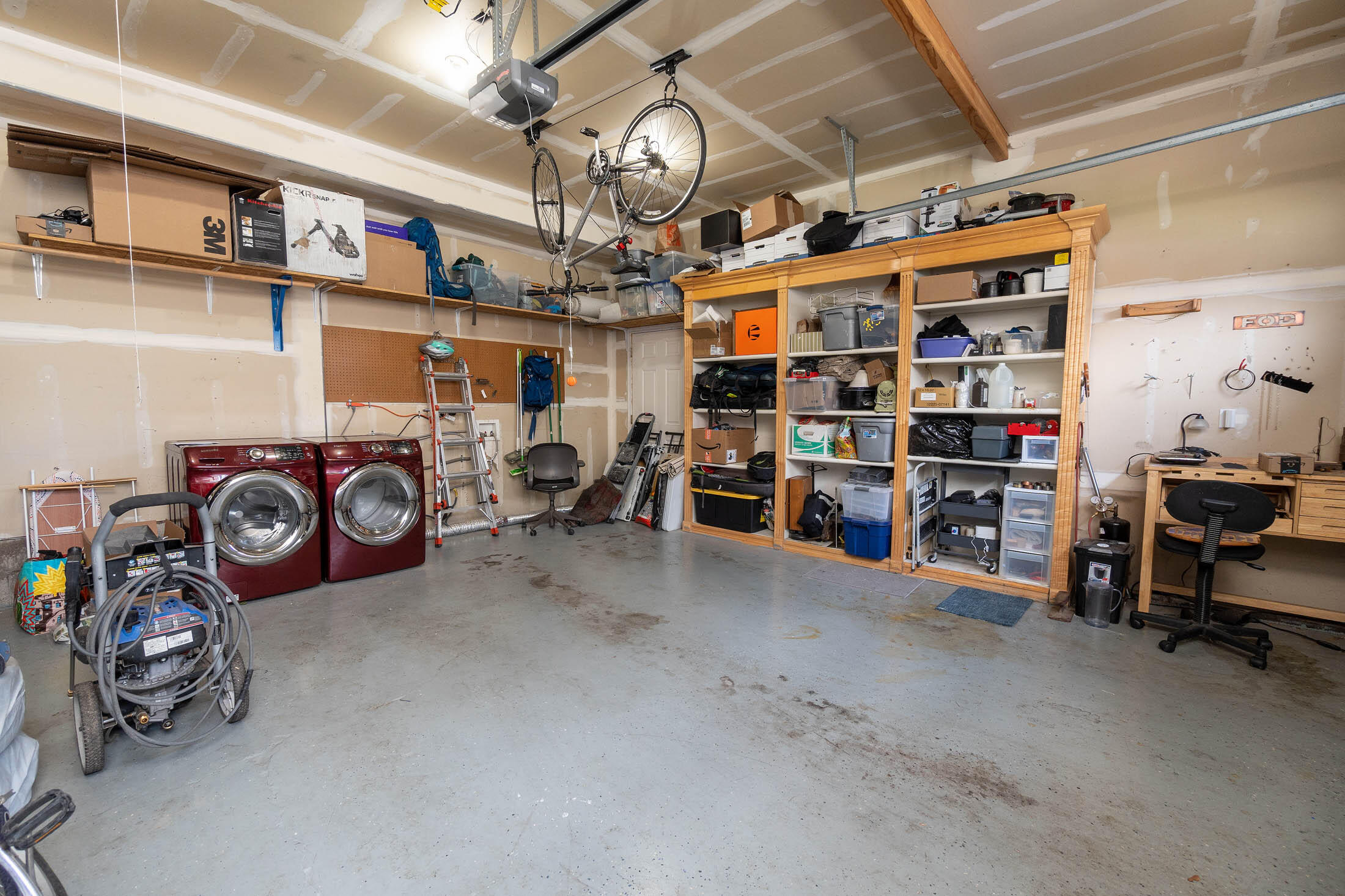611 Northeast Innes Lane Bend, OR 97701 - Photo 21 of 24 spacious garage