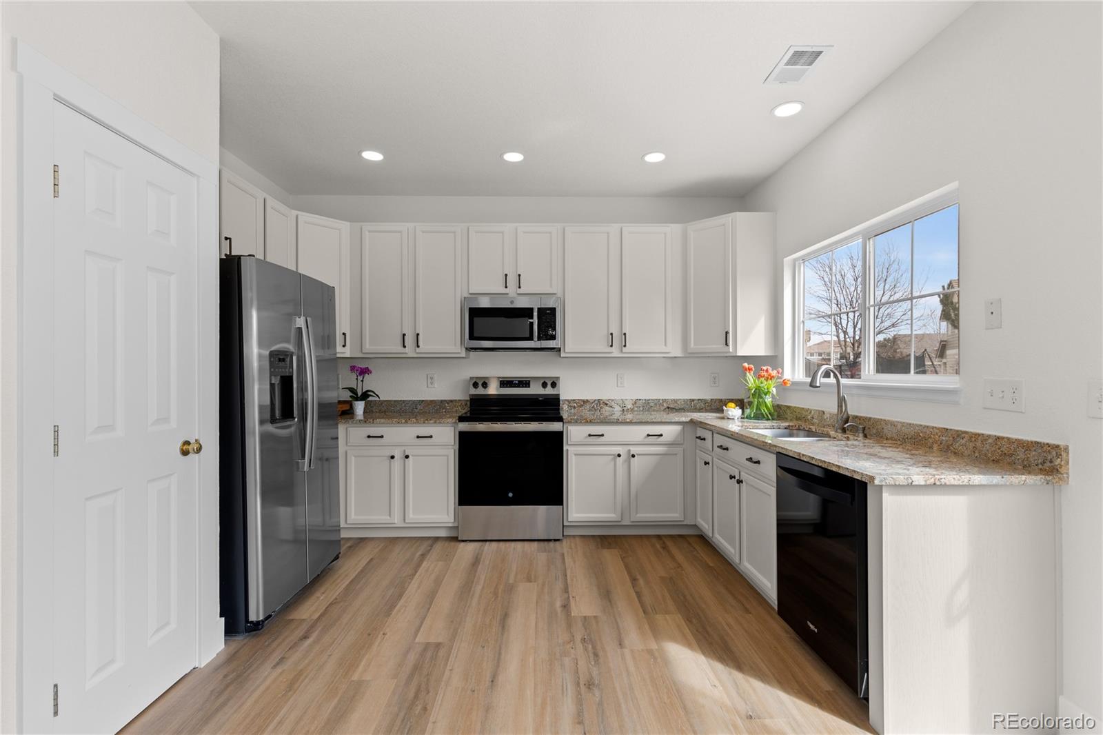 9300 Longstone Drive Parker, CO 80134 - Photo 11 of 45