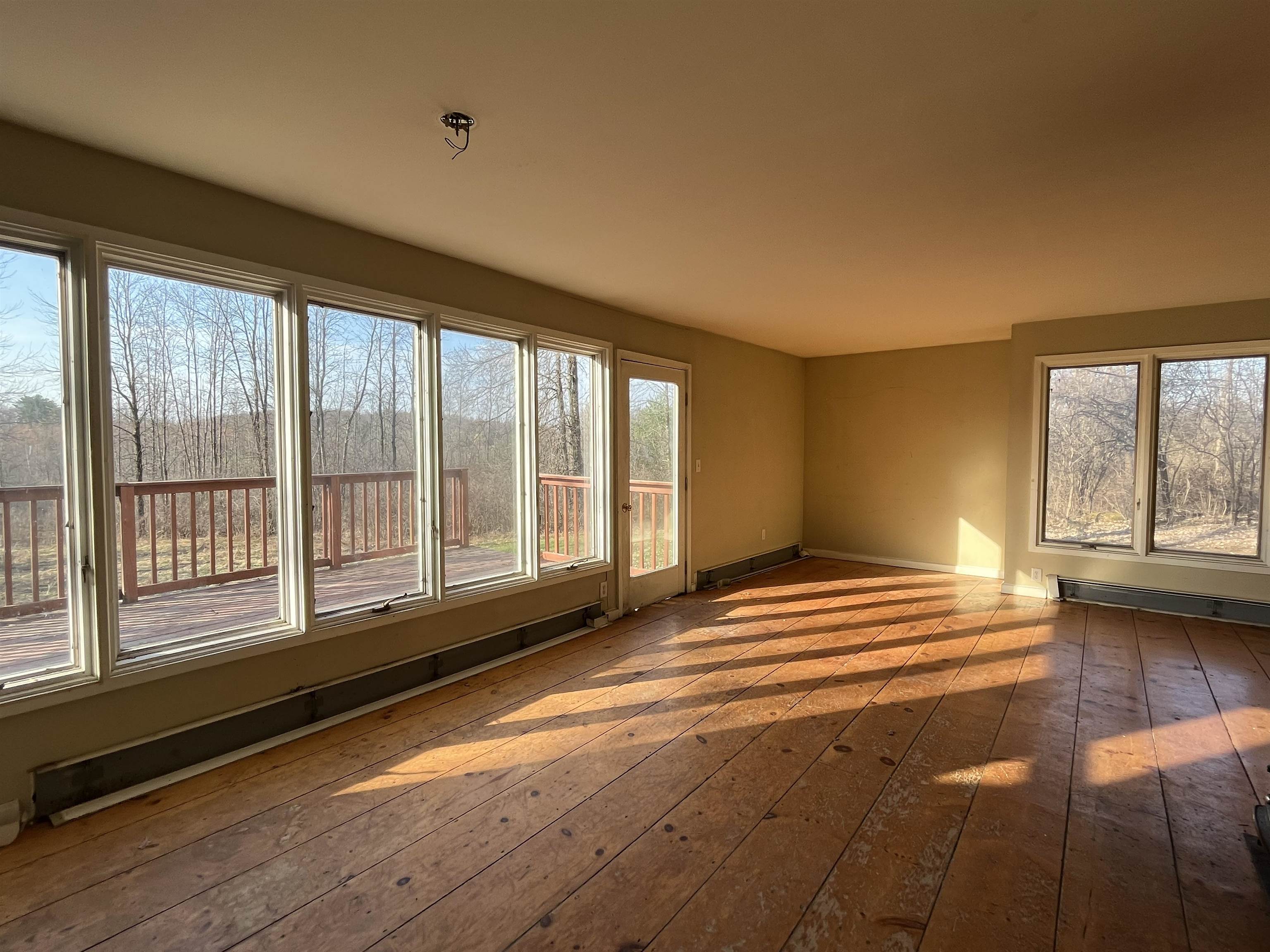 724 Pond Road Shelburne, VT 05482 - Photo 10 of 24 Gallery Image 10