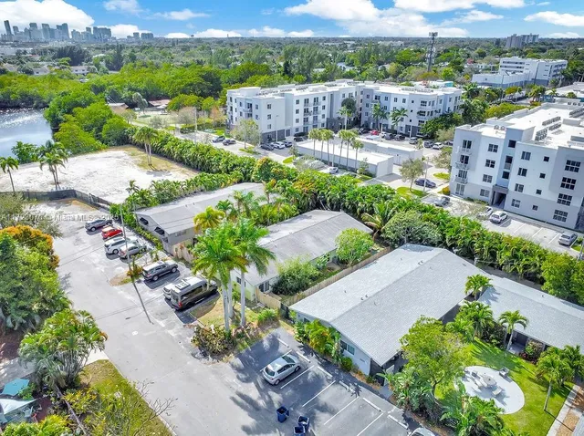 $1,160,000 | 2125 Northeast 14th Avenue, Wilton Manors, FL 33305