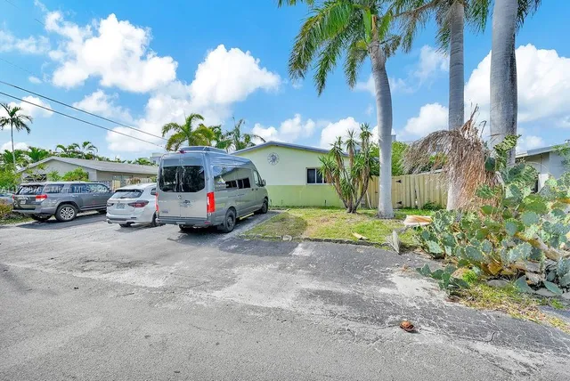 $1,160,000 | 2125 Northeast 14th Avenue, Wilton Manors, FL 33305