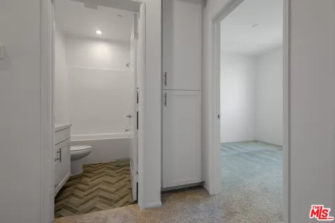 a bathroom with a toilet
