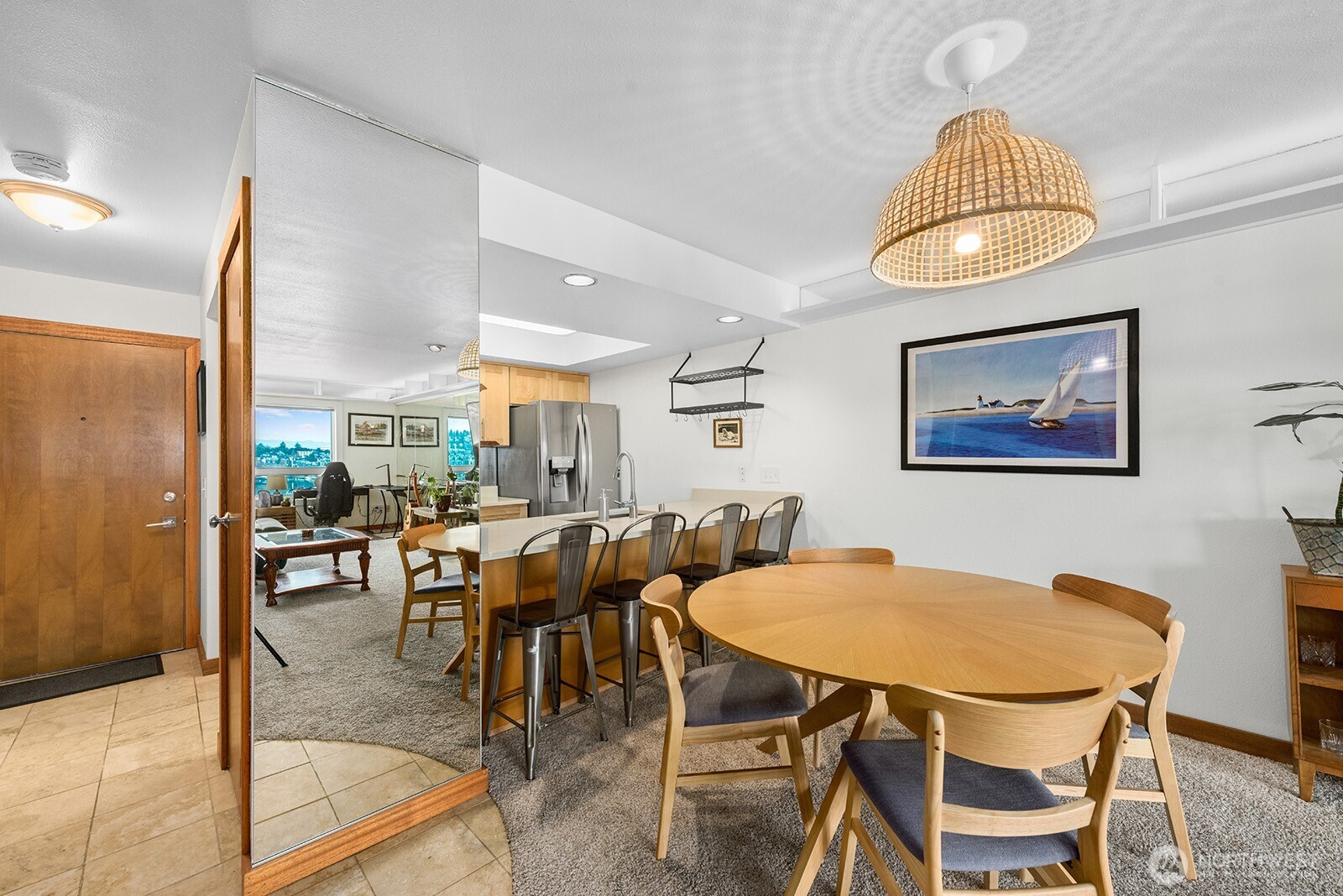 2401 8th Avenue North, Unit 202 Seattle, WA 98109 - Photo 7 of 20