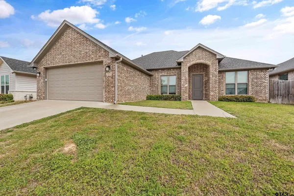 $345,000 | 11415 Windsor Park Drive, Tyler, TX 75709