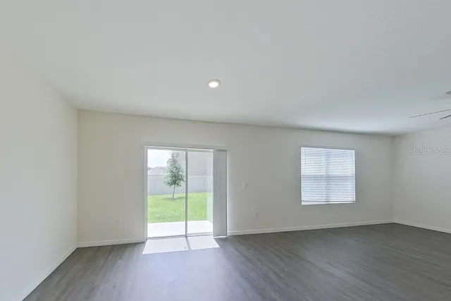 $2,045 | 32208 Edson Avenue, Leesburg, FL 34748