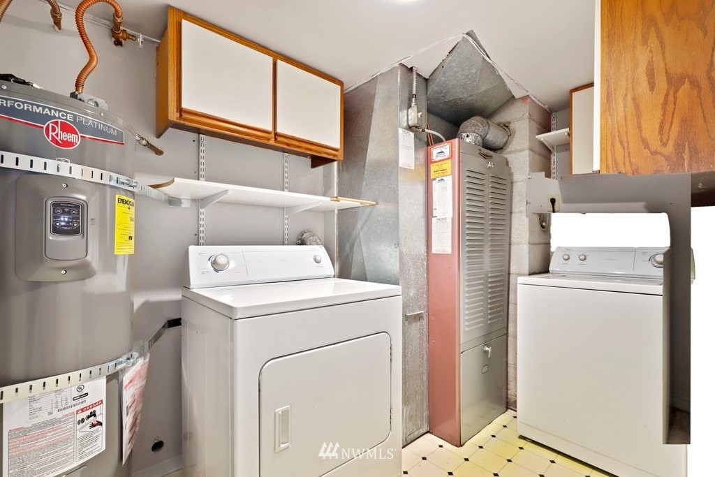 3255 35th Avenue Southwest Seattle, WA 98126 - Photo 27 of 39 Gallery Image 27