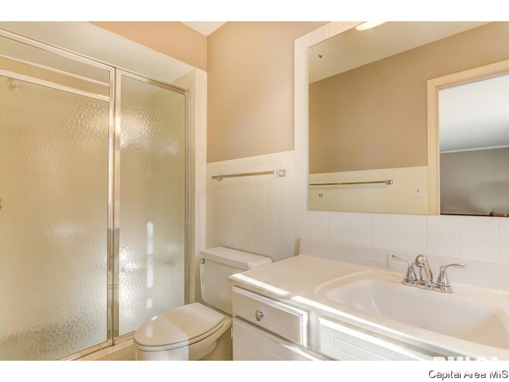 2300 Sylvan Road Springfield, IL 62704 - Photo 17 of 36 Gallery Image 17
