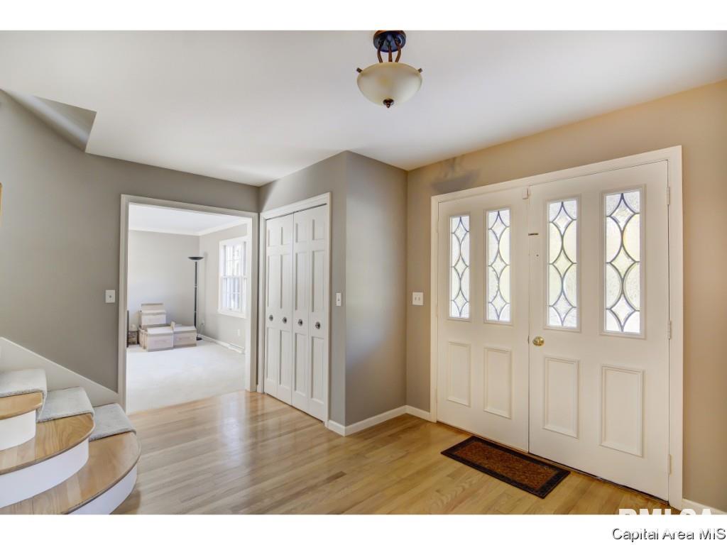 2300 Sylvan Road Springfield, IL 62704 - Photo 2 of 36 Gallery Image 2