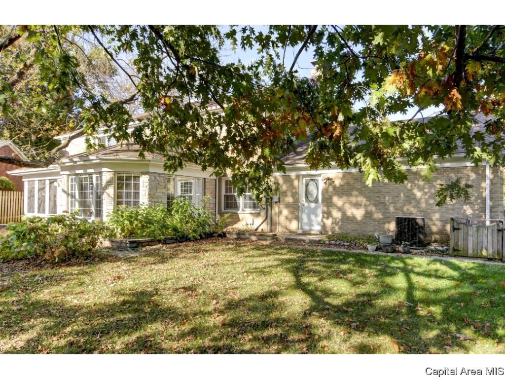 2300 Sylvan Road Springfield, IL 62704 - Photo 23 of 36 Gallery Image 23