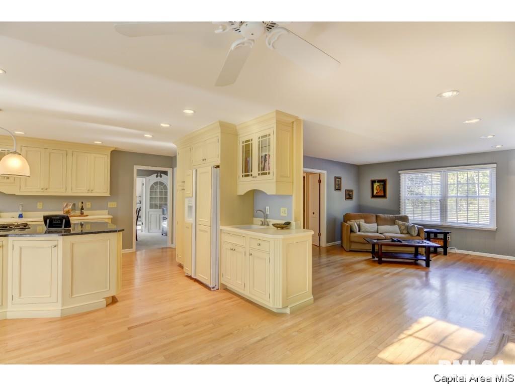 2300 Sylvan Road Springfield, IL 62704 - Photo 33 of 36 Gallery Image 33