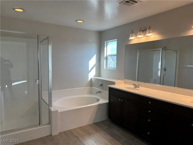 $2,495 | 6304 Patriot Wave Street, North Las Vegas, NV 89031