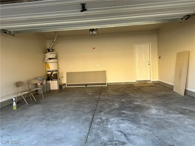 $2,495 | 6304 Patriot Wave Street, North Las Vegas, NV 89031