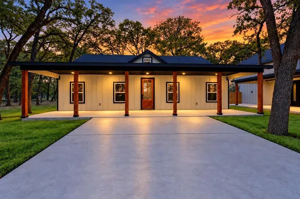 $236,000 | 203 Seagrove Lane, Quinlan, TX 75474