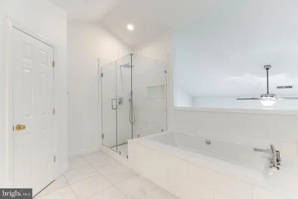 $3,500 | 6021 Riddle Walk, Alexandria, VA 22312