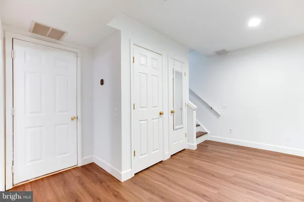 $3,500 | 6021 Riddle Walk, Alexandria, VA 22312