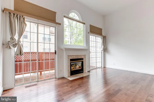 $3,500 | 6021 Riddle Walk, Alexandria, VA 22312