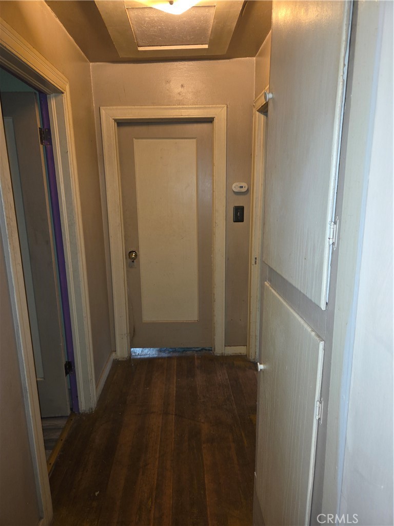 300 Chestnut Avenue Red Bluff, CA 96080 - Photo 18 of 48 a view of a small space